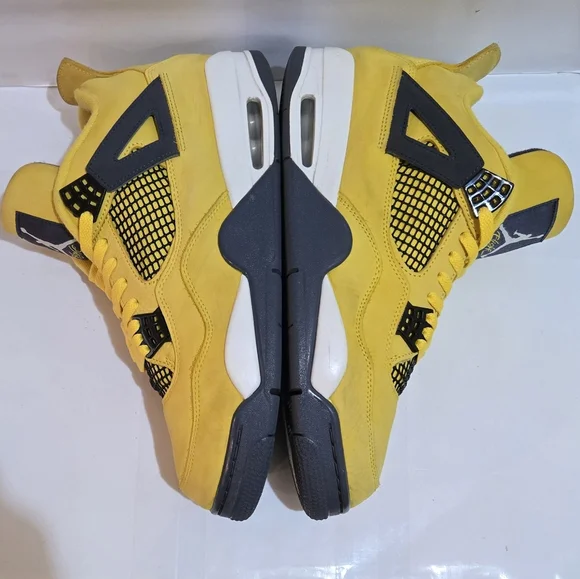 Jordan Air Jordan 4 Retro Lightning 2021 Yellow Sneaker - Picture 6 of 10